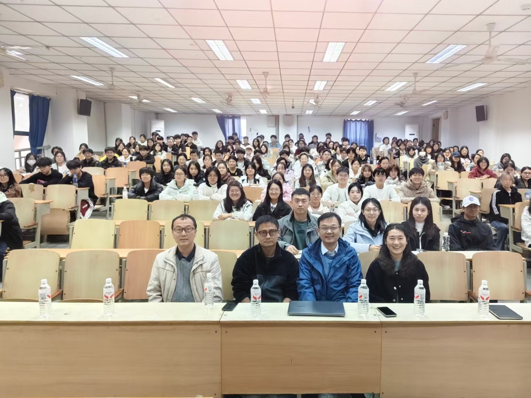 1763522278578020726.jpg 1763522278578020726.jpg